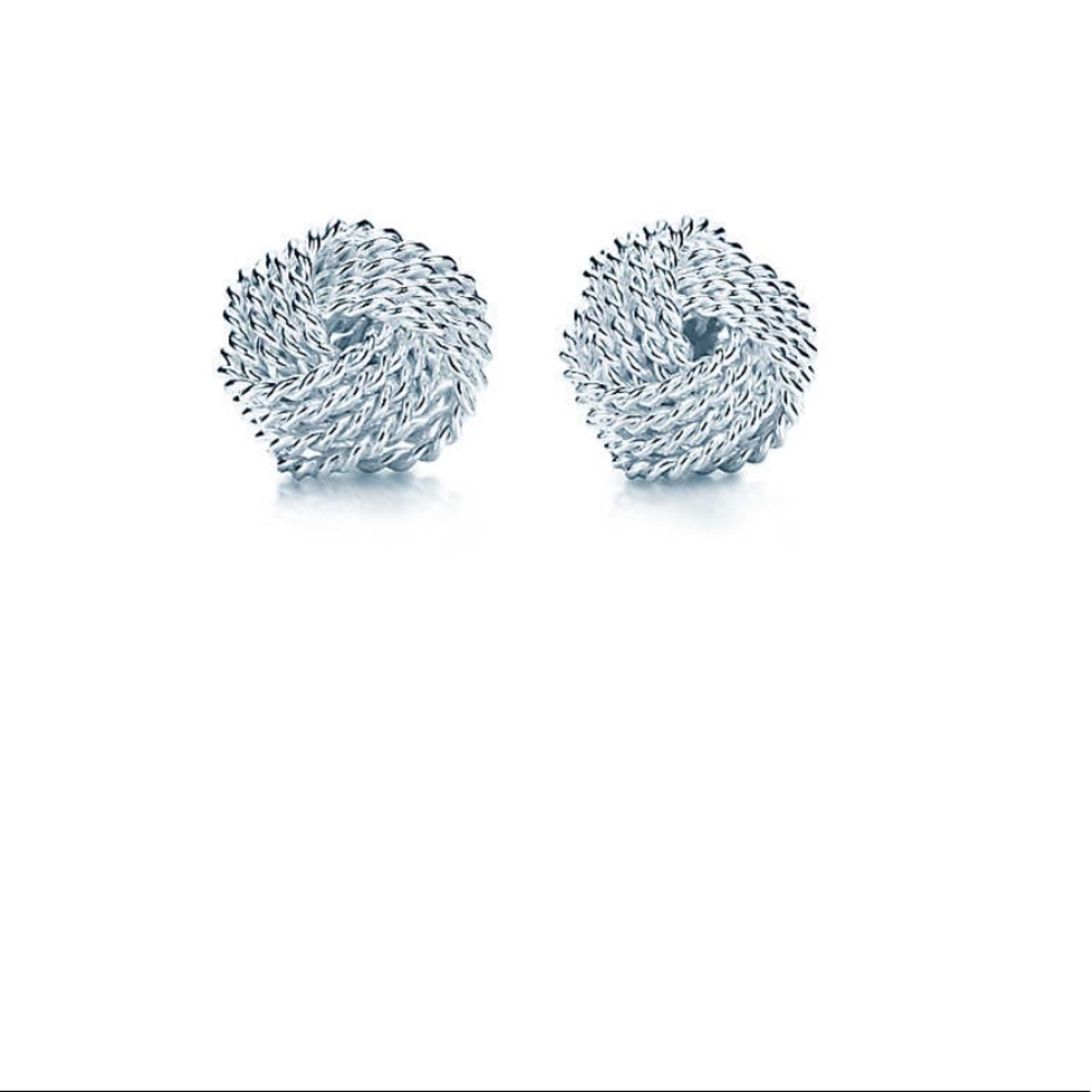 AUTHENTIC/BOXED Tiffany Twist Knot Earrings 💎🎀🎁